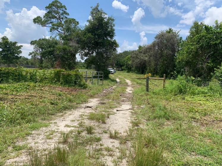 4512 HIAWASSEE ROAD, ORLANDO, Florida 32835, ,Land,For Sale,HIAWASSEE,O5879292