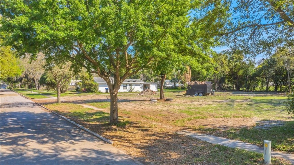 LOT 2 ROXBURY ROAD, WINTER PARK, Florida 32789, ,Land,For Sale,ROXBURY ROAD,O5927890