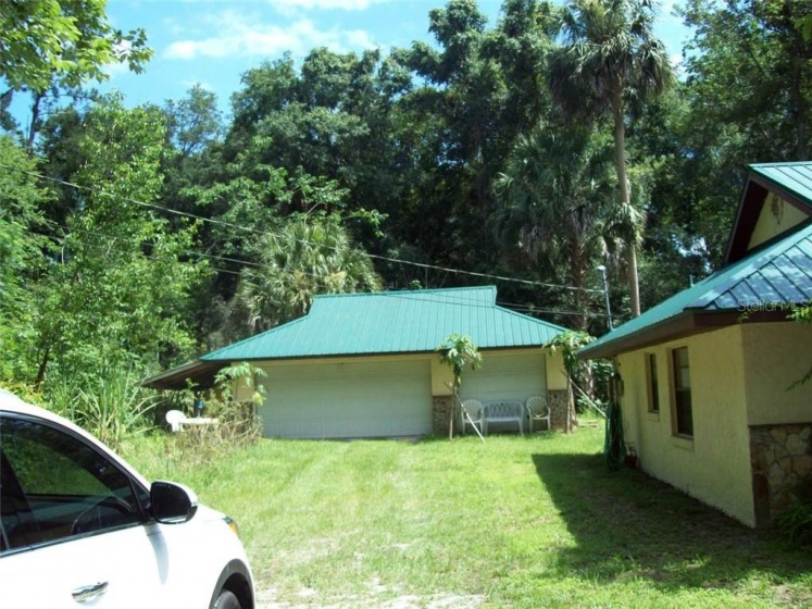 7679 MAGNOLIA AVENUE, OCALA, Florida 34476, 5 Bedrooms Bedrooms, ,4 BathroomsBathrooms,Residential,For Sale,MAGNOLIA,OM604749