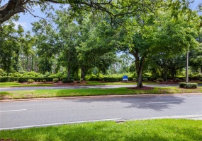 LAKE UNDERHILL ROAD, ORLANDO, Florida 32828, ,Land,For Sale,LAKE UNDERHILL,O5950924