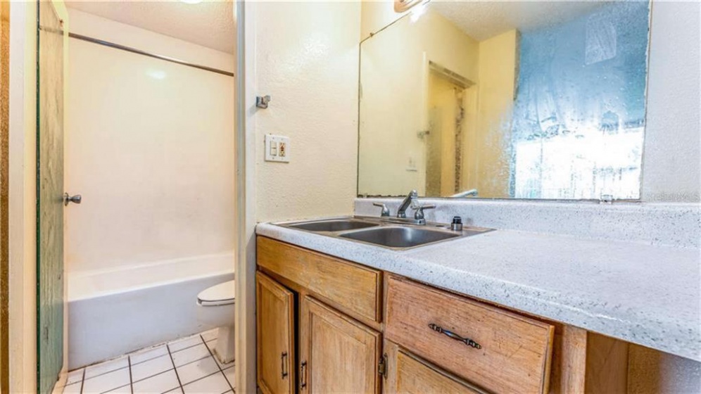 7900 ORANGE BLOSSOM TRAIL, ORLANDO, Florida 32809, 1 Bedroom Bedrooms, ,1 BathroomBathrooms,Residential,For Sale,ORANGE BLOSSOM,O5952556