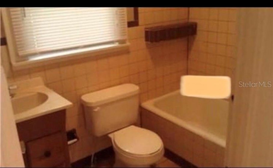 714 MAXWELL STREET, ORLANDO, Florida 32804, 5 Bedrooms Bedrooms, ,2 BathroomsBathrooms,Residential,For Sale,MAXWELL,O5923449
