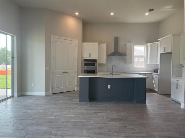 2117 WEATHERLY WAY, ORLANDO, Florida 32820, 4 Bedrooms Bedrooms, ,3 BathroomsBathrooms,Residential,For Sale,WEATHERLY,O5968995