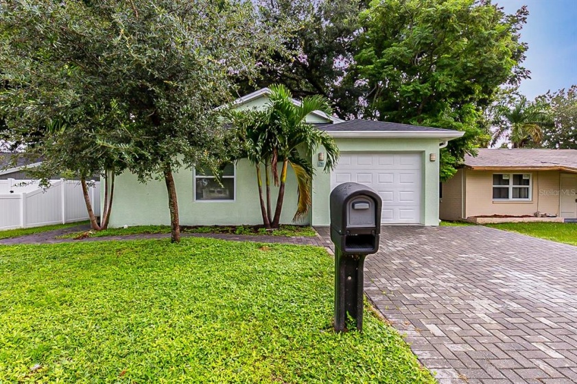 2303 BAHIA VISTA STREET, SARASOTA, Florida 34239, 4 Bedrooms Bedrooms, ,2 BathroomsBathrooms,Residential,For Sale,BAHIA VISTA,O5970849