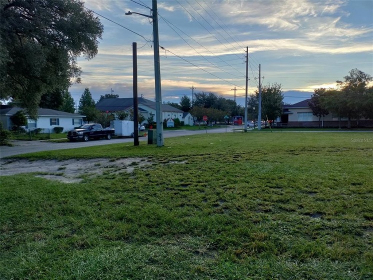 806 WOODS AVENUE, ORLANDO, Florida 32805, ,Land,For Sale,WOODS,O5976638