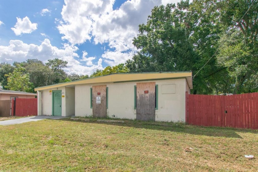 1032 PINE HILLS ROAD, ORLANDO, Florida 32808, 2 Bedrooms Bedrooms, ,2 BathroomsBathrooms,Residential,For Sale,PINE HILLS,S5057347