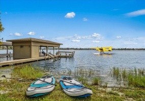 208 GREEN LAKE CIRCLE, LONGWOOD, Florida 32779, 4 Bedrooms Bedrooms, ,6 BathroomsBathrooms,Residential,For Sale,GREEN LAKE,O5979176