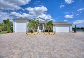 698 MEANDERING WAY, POLK CITY, Florida 33868, 3 Bedrooms Bedrooms, ,2 BathroomsBathrooms,Residential,For Sale,MEANDERING,L4926147