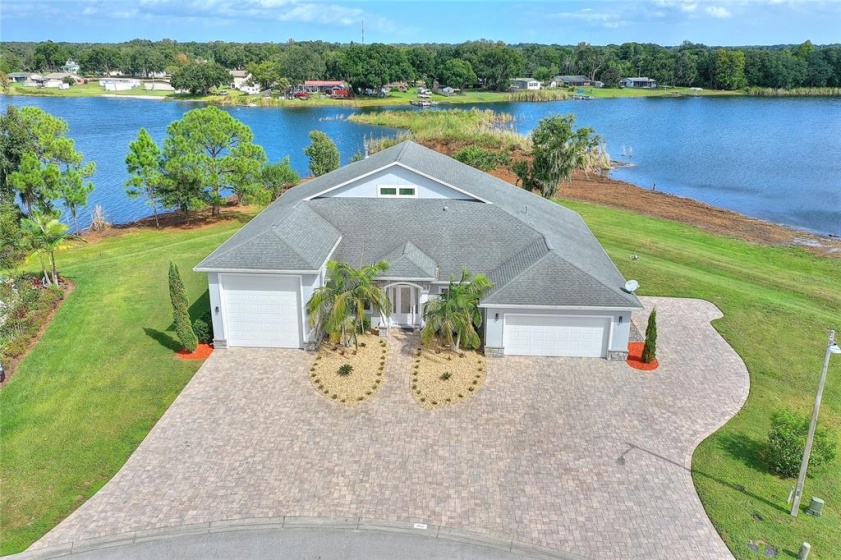 698 MEANDERING WAY, POLK CITY, Florida 33868, 3 Bedrooms Bedrooms, ,2 BathroomsBathrooms,Residential,For Sale,MEANDERING,L4926147