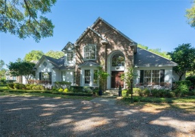 6400 BELLO ROBLE DRIVE, AUBURNDALE, Florida 33823, 6 Bedrooms Bedrooms, ,6 BathroomsBathrooms,Residential,For Sale,BELLO ROBLE,T3338602