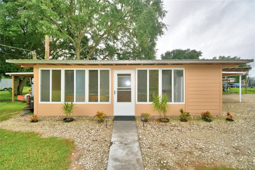 AUBURNDALE, Florida 33823, 2 Bedrooms Bedrooms, ,2 BathroomsBathrooms,Residential,For Sale,J936990