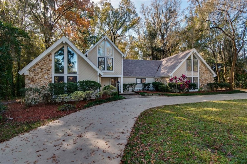 OCALA, Florida 34471, 4 Bedrooms Bedrooms, ,3 BathroomsBathrooms,Residential,For Sale,OM630434
