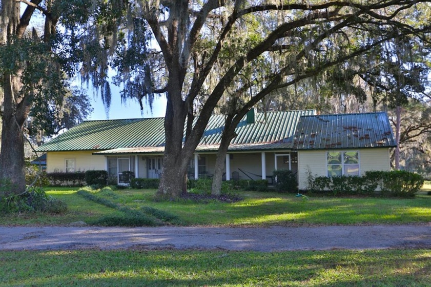 13675 US HIGHWAY 27, OCALA, Florida 34482, 4 Bedrooms Bedrooms, ,3 BathroomsBathrooms,Residential,For Sale,US HIGHWAY 27,OM630522