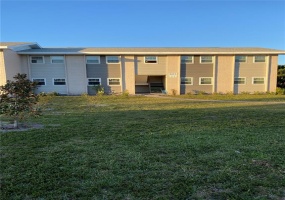 825 SKY LAKE CIRCLE, ORLANDO, Florida 32809, 2 Bedrooms Bedrooms, ,1 BathroomBathrooms,Residential,For Sale,SKY LAKE,S5059639