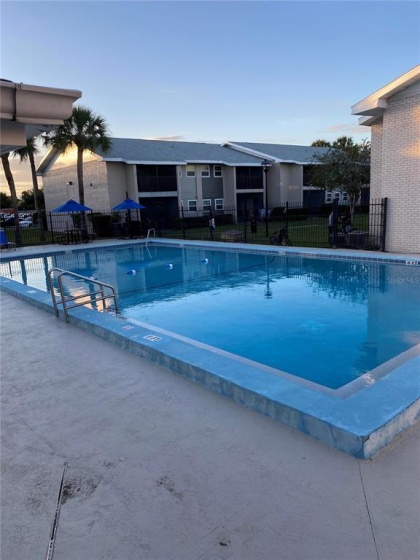 825 SKY LAKE CIRCLE, ORLANDO, Florida 32809, 2 Bedrooms Bedrooms, ,1 BathroomBathrooms,Residential,For Sale,SKY LAKE,S5059639