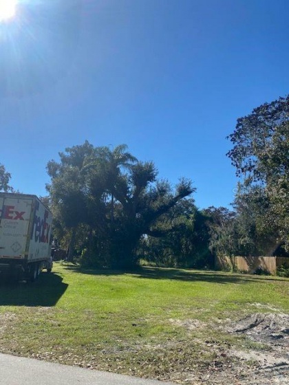 KNOWLES BOULEVARD, KISSIMMEE, Florida 34746, ,Land,For Sale,KNOWLES,S5059845
