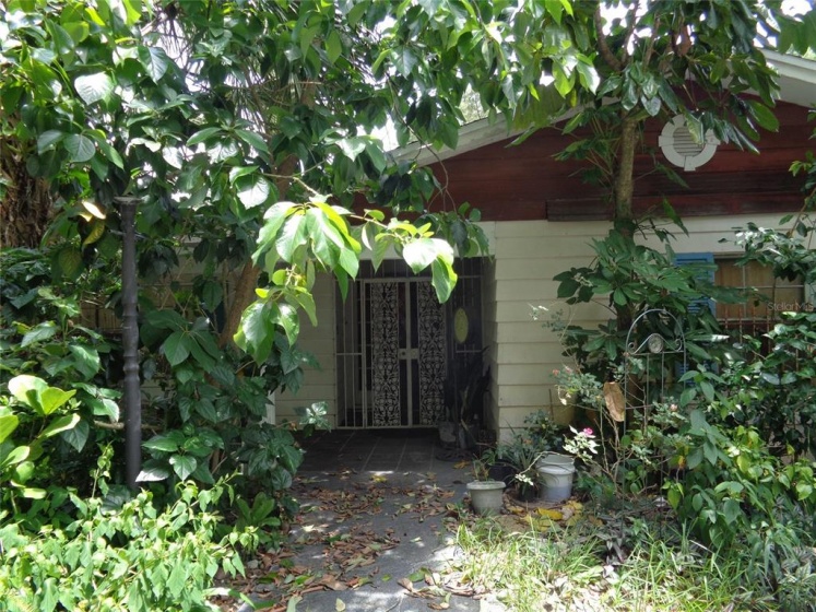 8121 CONROY WINDERMERE ROAD, ORLANDO, Florida 32835, 4 Bedrooms Bedrooms, ,2 BathroomsBathrooms,Residential,For Sale,CONROY WINDERMERE,O5961300
