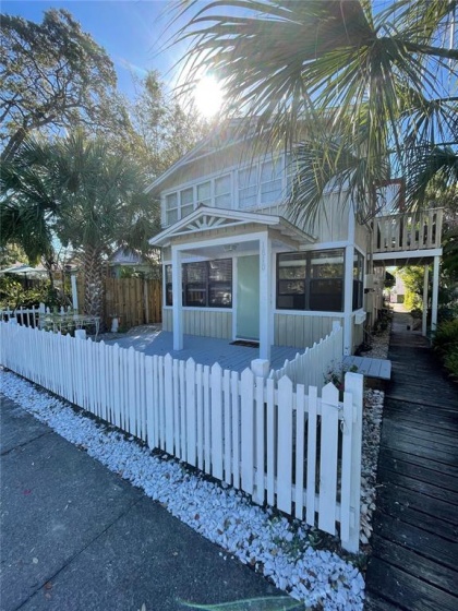 1810 MORRILL STREET, SARASOTA, Florida 34236, ,Residential Income,For Sale,MORRILL,A4513369