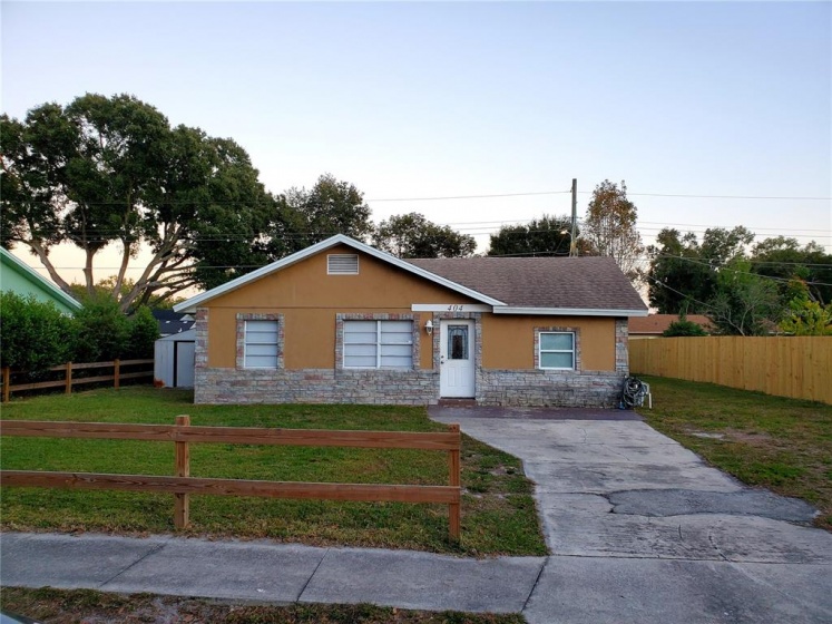 404 PATRICK AVENUE, WINTER HAVEN, Florida 33880, 3 Bedrooms Bedrooms, ,1 BathroomBathrooms,Residential,For Sale,PATRICK,L4927185