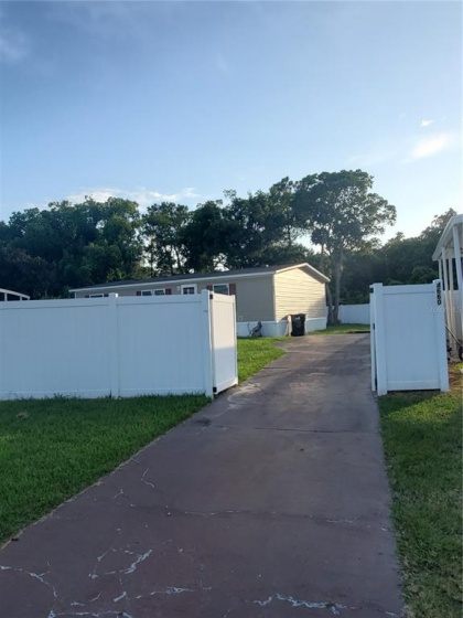 4660 CHICADEE AVENUE, ORLANDO, Florida 32812, 3 Bedrooms Bedrooms, ,2 BathroomsBathrooms,Residential,For Sale,CHICADEE,O5993852