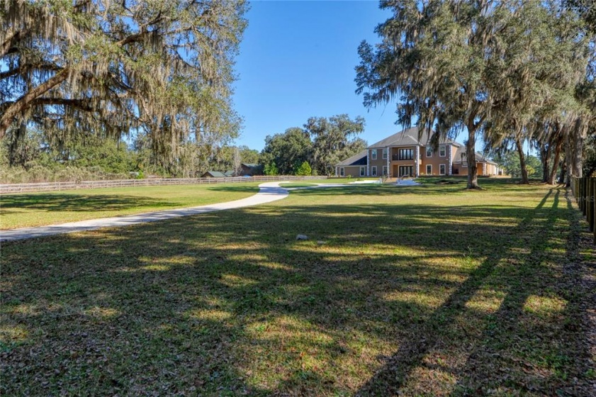 12525 US HIGHWAY 27, OCALA, Florida 34482, 4 Bedrooms Bedrooms, ,3 BathroomsBathrooms,Residential,For Sale,US HIGHWAY 27,OM632072