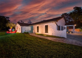 4627 WOODLOT COURT, ORLANDO, Florida 32835, 4 Bedrooms Bedrooms, ,3 BathroomsBathrooms,Residential,For Sale,WOODLOT,O5994702