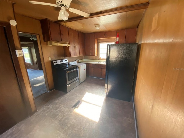 5371 6TH STREET, LAKELAND, Florida 33813, 2 Bedrooms Bedrooms, ,1 BathroomBathrooms,Residential,For Sale,6TH,T3349351