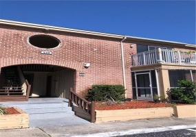 448 BANYON TREE CIRCLE, MAITLAND, Florida 32751, 3 Bedrooms Bedrooms, ,2 BathroomsBathrooms,Residential,For Sale,BANYON TREE,O5996233