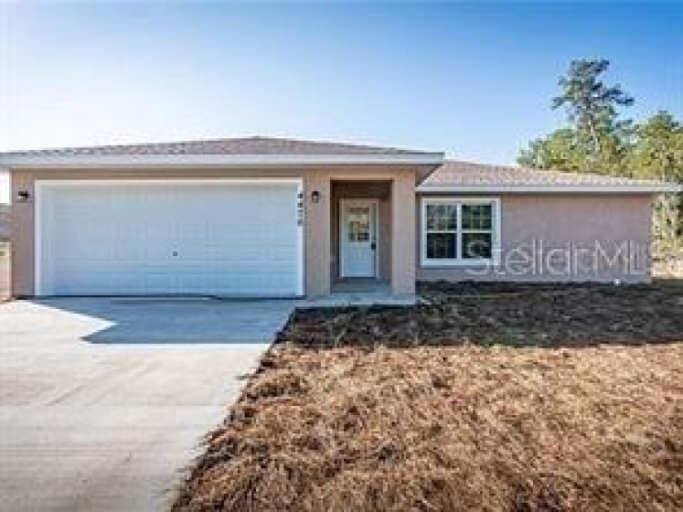 4 HOLLY ROAD, OCALA, Florida 34472, 3 Bedrooms Bedrooms, ,2 BathroomsBathrooms,Residential,For Sale,HOLLY,O5996753