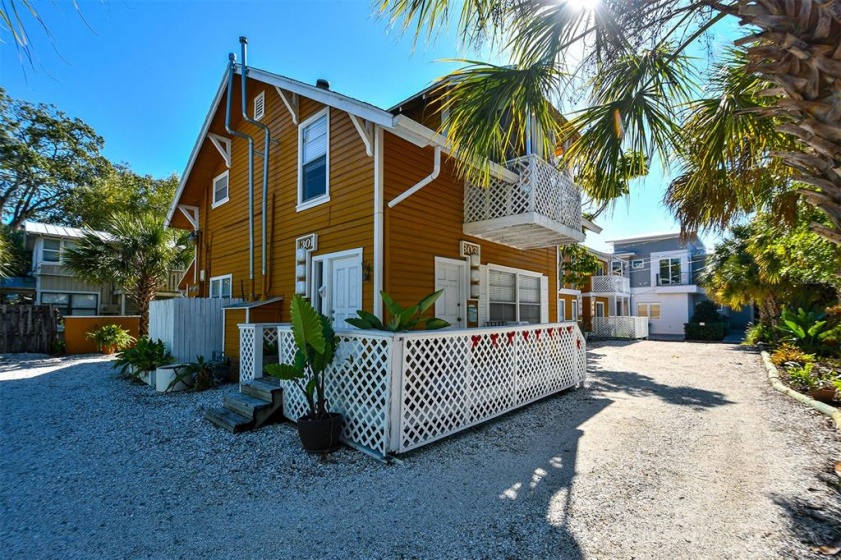 301 OSPREY AVENUE, SARASOTA, Florida 34236, ,Residential Income,For Sale,OSPREY,A4522139