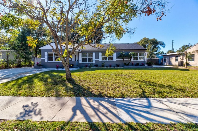 2600 EUSTON ROAD, WINTER PARK, Florida 32789, 6 Bedrooms Bedrooms, ,3 BathroomsBathrooms,Residential,For Sale,EUSTON,O5997913