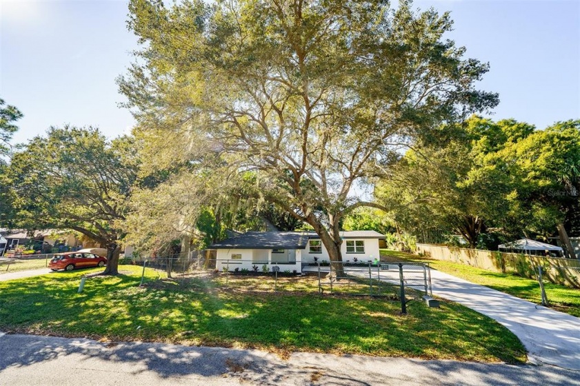 3911 RILMA AVENUE, SARASOTA, Florida 34234, 3 Bedrooms Bedrooms, ,2 BathroomsBathrooms,Residential,For Sale,RILMA,A4522363