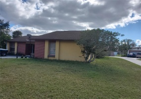 706 MIDIRON LANE, POINCIANA, Florida 34759, 3 Bedrooms Bedrooms, ,2 BathroomsBathrooms,Residential,For Sale,MIDIRON,S5061647