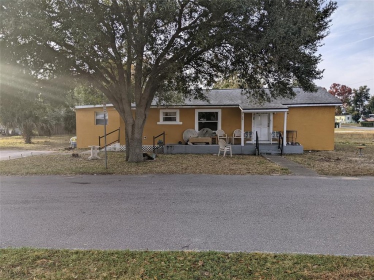 907 SCOTT STREET, CLERMONT, Florida 34711, 3 Bedrooms Bedrooms, ,2 BathroomsBathrooms,Residential,For Sale,SCOTT,G5050874