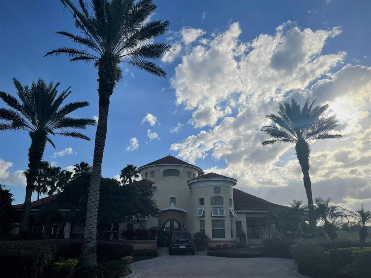 ORLANDO, Florida 32835, 2 Bedrooms Bedrooms, ,2 BathroomsBathrooms,Residential,For Sale,O5969884