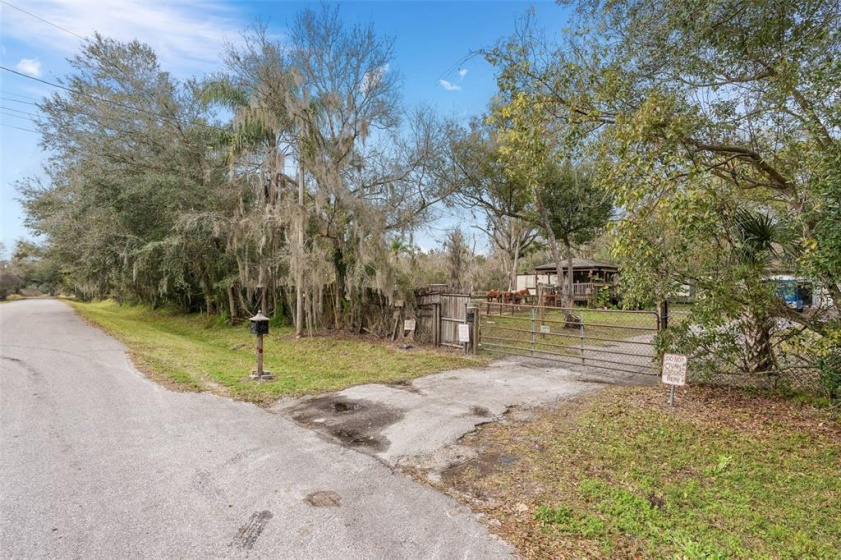 17417 WILSON ROAD, ORLANDO, Florida 32833, 3 Bedrooms Bedrooms, ,1 BathroomBathrooms,Residential,For Sale,WILSON,O6000382