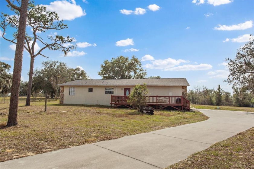 52 CATTLE TRAIL DRIVE, HAINES CITY, Florida 33844, 5 Bedrooms Bedrooms, ,2 BathroomsBathrooms,Residential,For Sale,CATTLE TRAIL,S5062227