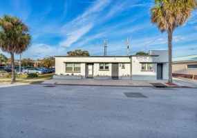 13 DAKIN AVENUE, KISSIMMEE, Florida 34741, ,Residential Income,For Sale,DAKIN,S5062574