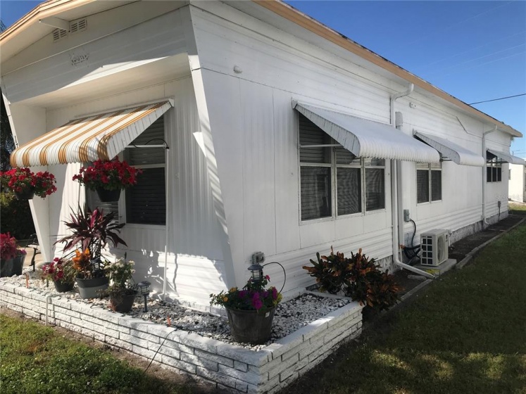 1743 OLD ELM STREET, SARASOTA, Florida 34234, 2 Bedrooms Bedrooms, ,2 BathroomsBathrooms,Residential,For Sale,OLD ELM,U8145182