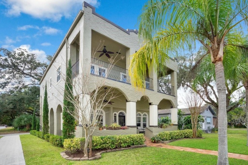 1644 LIVINGSTON STREET, ORLANDO, Florida 32803, 4 Bedrooms Bedrooms, ,3 BathroomsBathrooms,Residential,For Sale,LIVINGSTON,O6004200