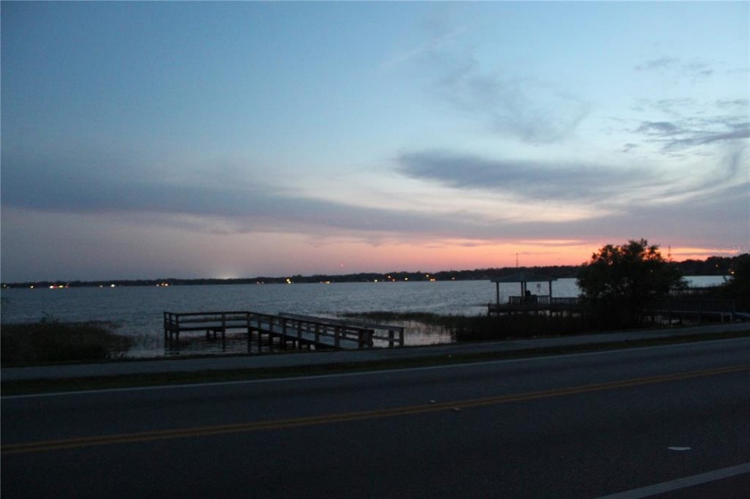 1613 LAKE HOWARD DRIVE, WINTER HAVEN, Florida 33881, 4 Bedrooms Bedrooms, ,2 BathroomsBathrooms,Residential,For Sale,LAKE HOWARD,P4919147