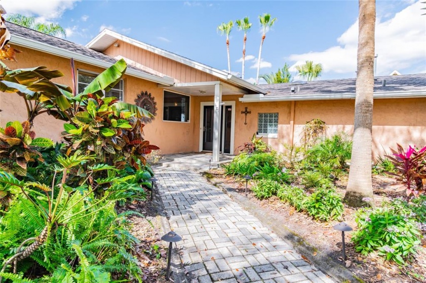 1101 VENETIAN AVENUE, ORLANDO, Florida 32804, 4 Bedrooms Bedrooms, ,2 BathroomsBathrooms,Residential,For Sale,VENETIAN,O6004988