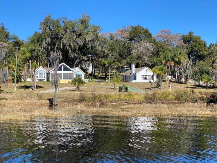 354 LAKESHORE DRIVE, CLERMONT, Florida 34711, 3 Bedrooms Bedrooms, ,3 BathroomsBathrooms,Residential,For Sale,LAKESHORE,S5062634