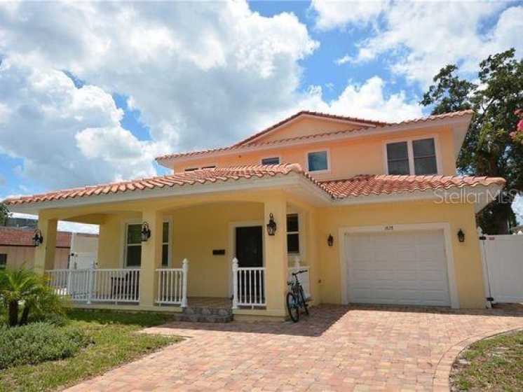 1828 WOODWARD STREET, ORLANDO, Florida 32803, 4 Bedrooms Bedrooms, ,5 BathroomsBathrooms,Residential,For Sale,WOODWARD,O6005447