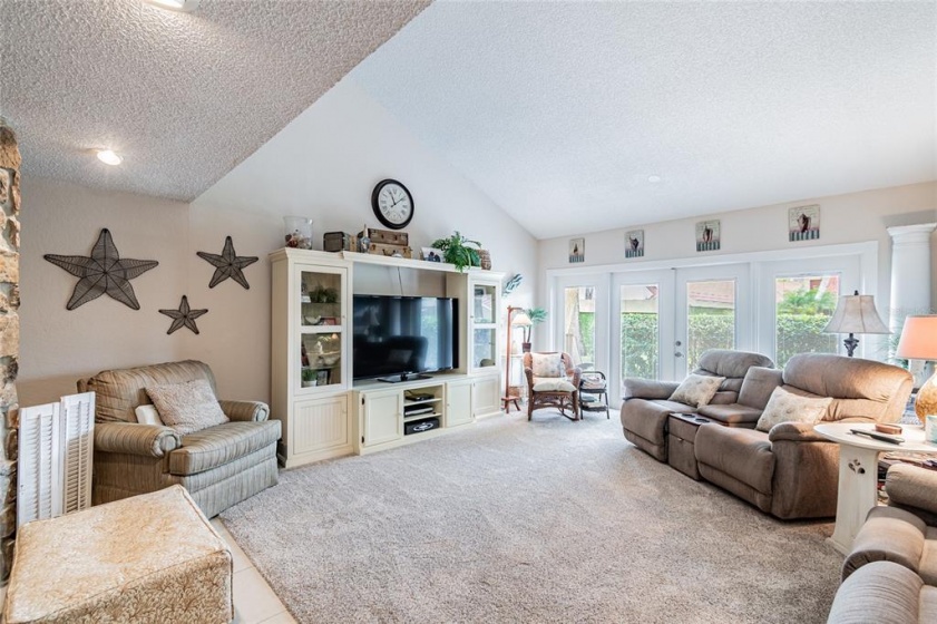 2 CASARENA COURT, WINTER HAVEN, Florida 33881, 3 Bedrooms Bedrooms, ,3 BathroomsBathrooms,Residential,For Sale,CASARENA,P4919545