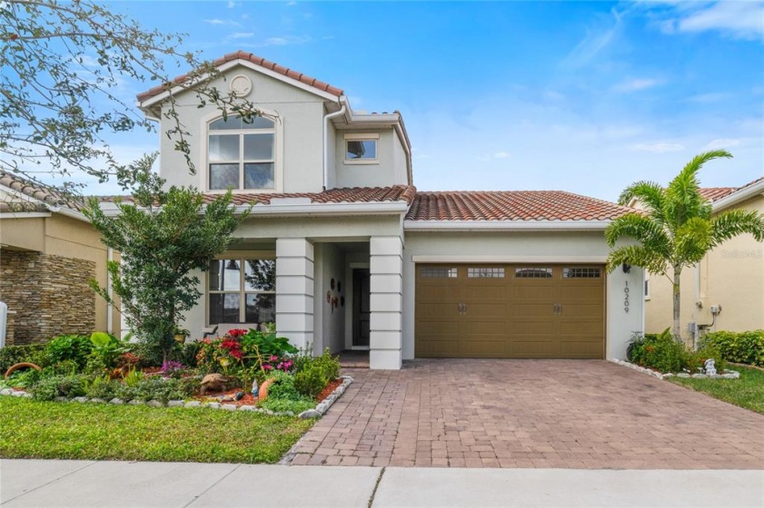 10209 HENBURY STREET, ORLANDO, Florida 32832, 4 Bedrooms Bedrooms, ,4 BathroomsBathrooms,Residential,For Sale,HENBURY,O6005728