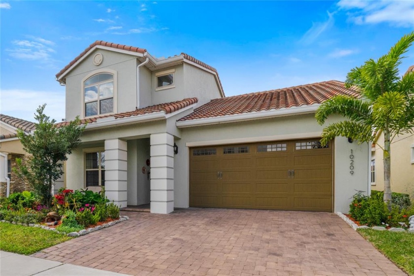 10209 HENBURY STREET, ORLANDO, Florida 32832, 4 Bedrooms Bedrooms, ,4 BathroomsBathrooms,Residential,For Sale,HENBURY,O6005728