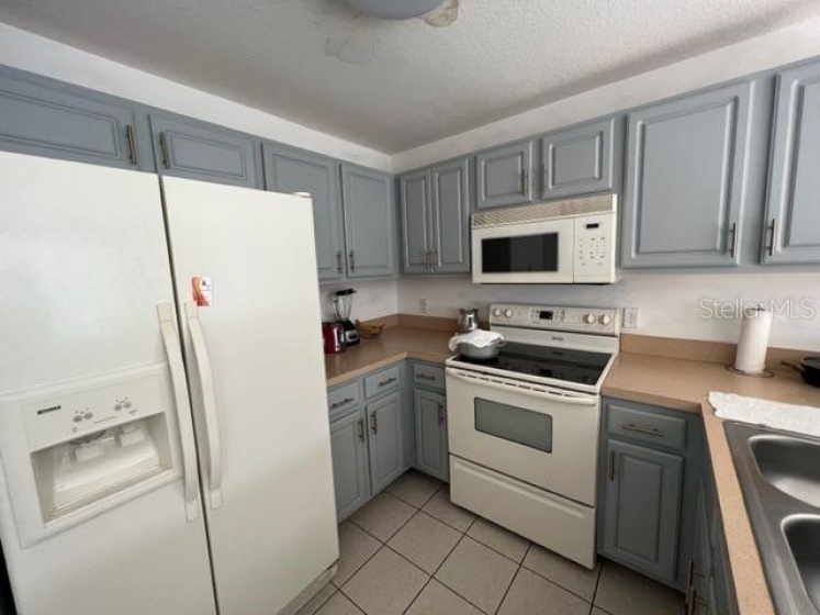 358 CERVANTES DRIVE, KISSIMMEE, Florida 34743, 2 Bedrooms Bedrooms, ,2 BathroomsBathrooms,Residential,For Sale,CERVANTES,S5063389