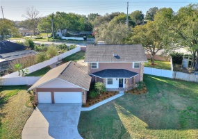 1805 STONECREST COURT, LAKELAND, Florida 33813, 4 Bedrooms Bedrooms, ,3 BathroomsBathrooms,Residential,For Sale,STONECREST,P4919600
