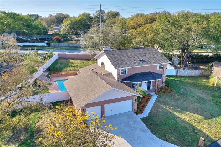 1805 STONECREST COURT, LAKELAND, Florida 33813, 4 Bedrooms Bedrooms, ,3 BathroomsBathrooms,Residential,For Sale,STONECREST,P4919600